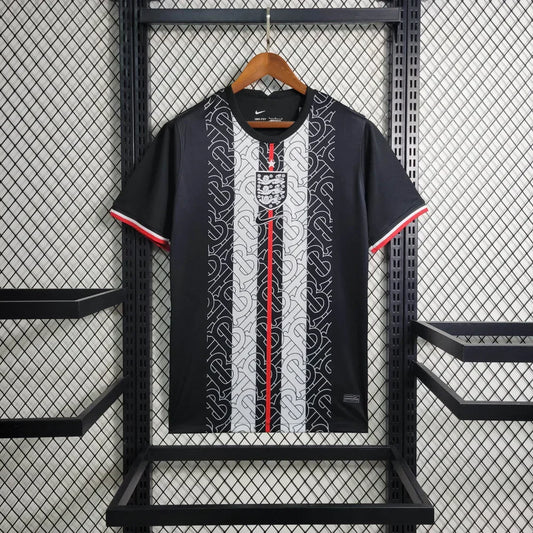 Maglia in edizione limitata Inghilterra "Regal Runic"