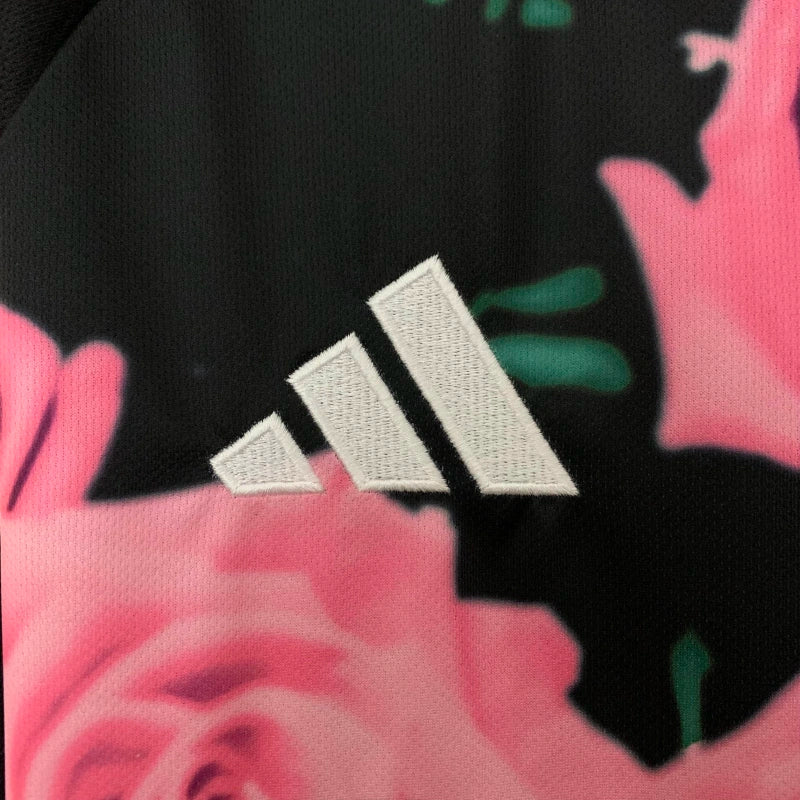 Maglia Limitata Real Madrid "Serpent Rosa"
