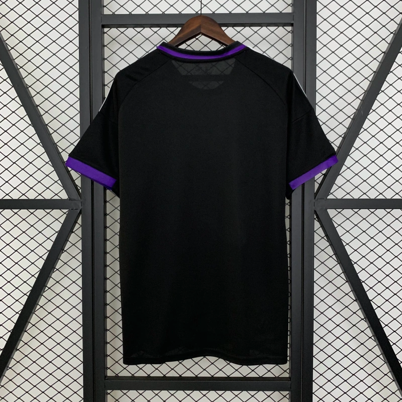 Maglia Real Madrid "Serpent Lila" in Edizione Limitata