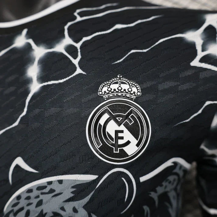 Maillot limité "Black Panther" du Real Madrid