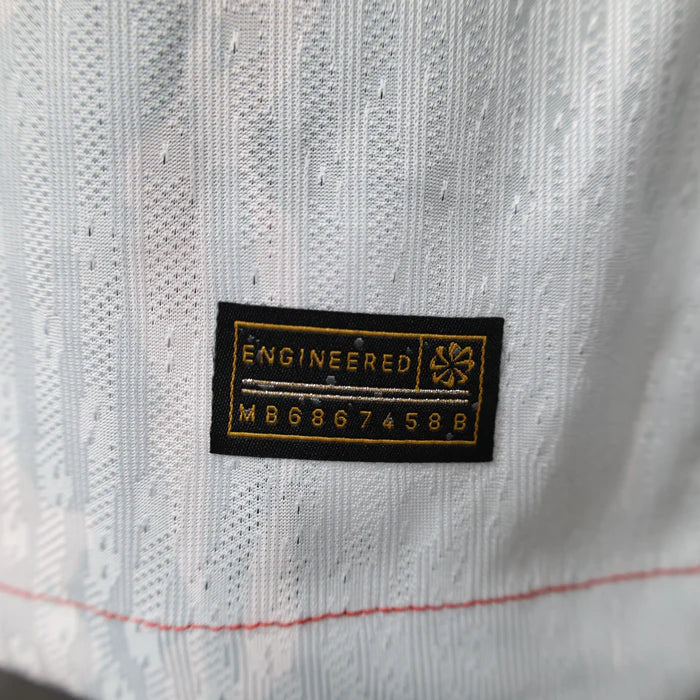 Maillot Édition Limitée Liverpool « Tri-Color Blitz »
