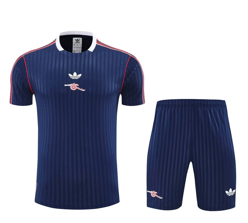 Set allenamento retrò Arsenal