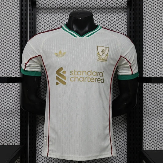 Maglia in edizione limitata Liverpool "Liverbird Legacy"
