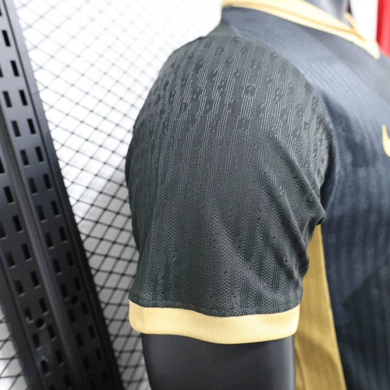 Barcellona "La Noche Dorada" Maglia Edizione Limitata