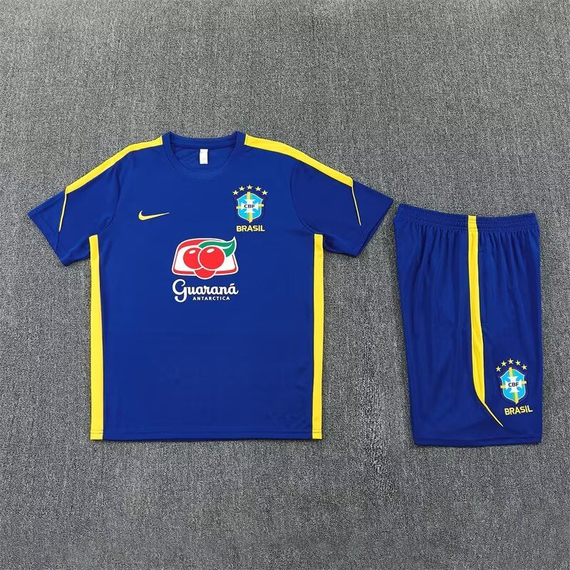 Ensemble bleu Brésil 2026/2027