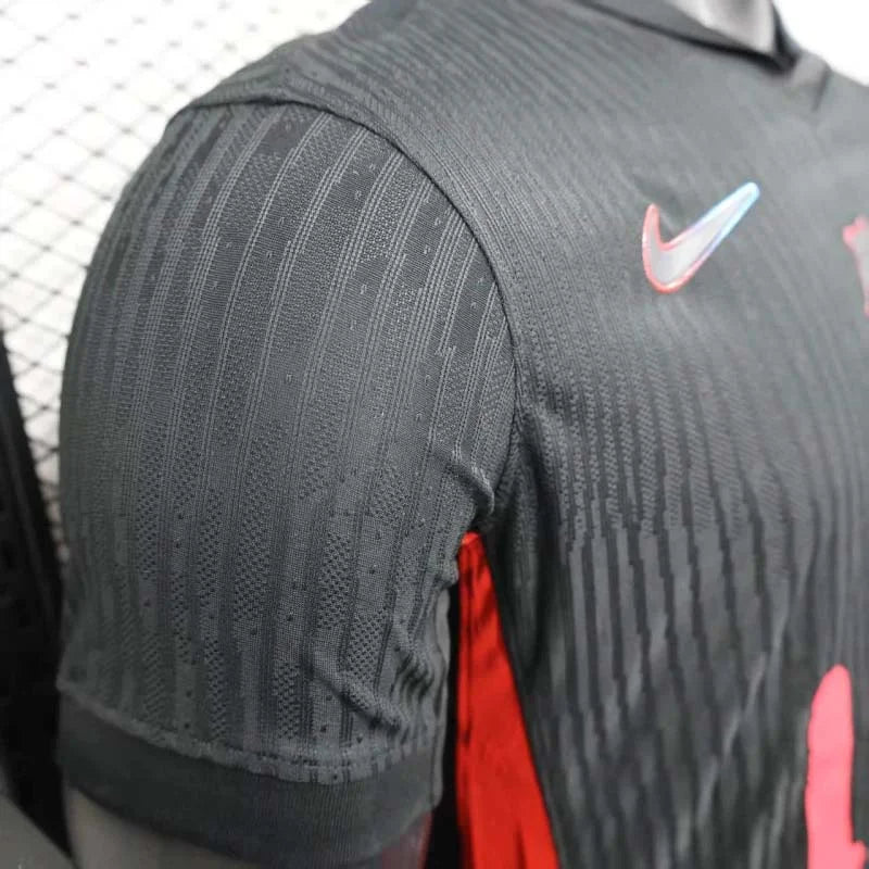 Maillot édition limitée Barcelone 2024/2025 Extérieur X Taylor Swift 1989
