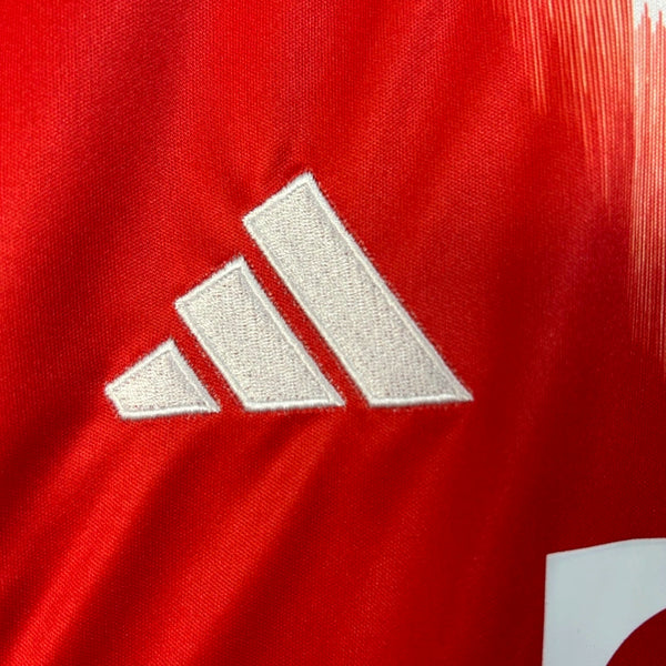 Divisa Casa Bayern Monaco 2025/2026 per Bambini