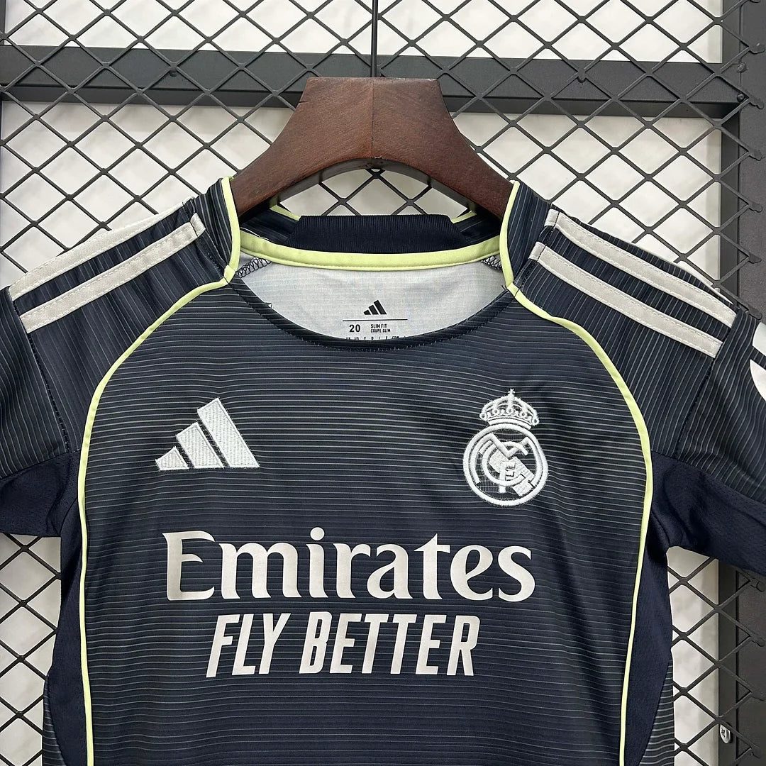Divisa Trasferta Real Madrid 2025/2026 Taglia Bambino