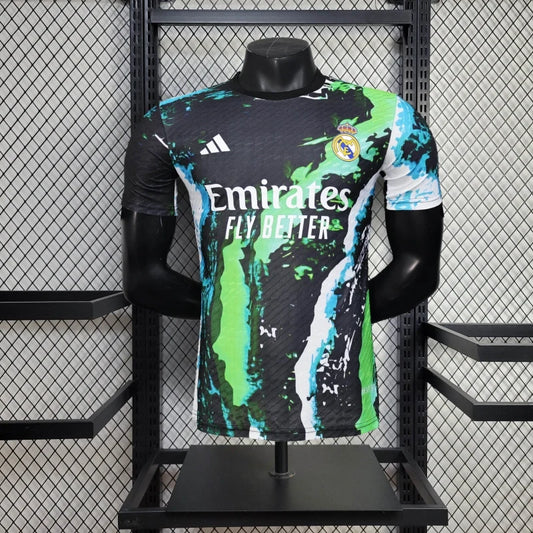 Maillot édition limitée Real Madrid "Toxic Surge"