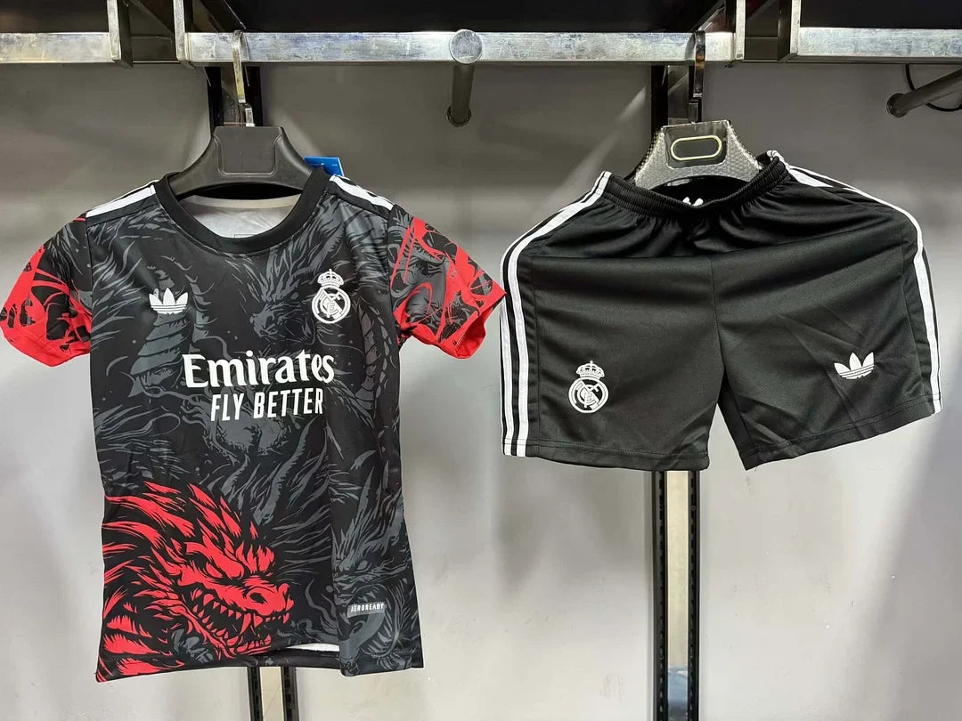 Maglia in Edizione Limitata "Dragon's Embrace" Real Madrid Taglia Bambino