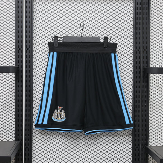 Shorts domicile Newcastle 2026/2027