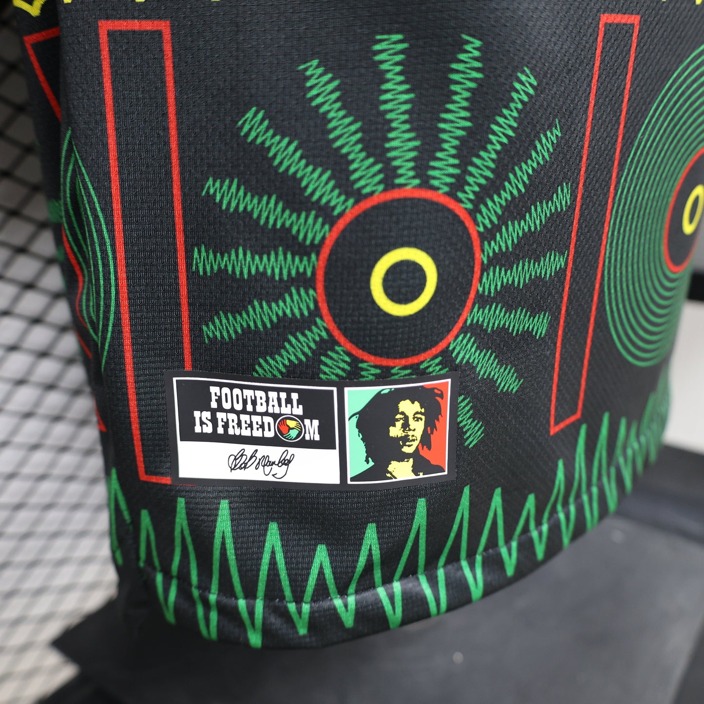 Divisa versione giocatore da trasferta Coppa del Mondo 2026 Giamaica x Bob Marley