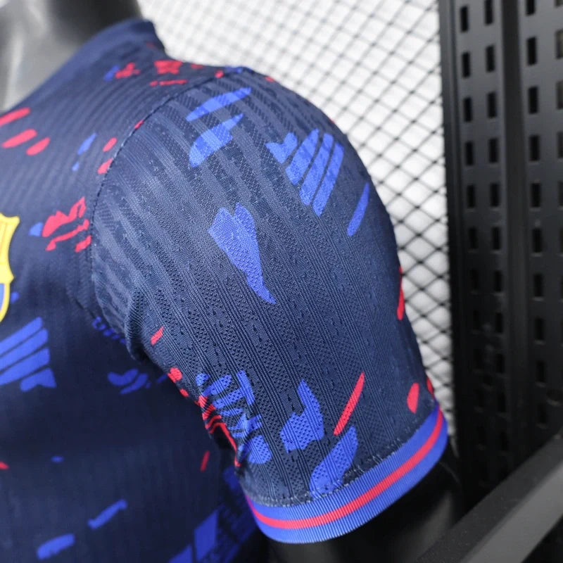 Maillot "Electric Fade" en édition limitée du FC Barcelone