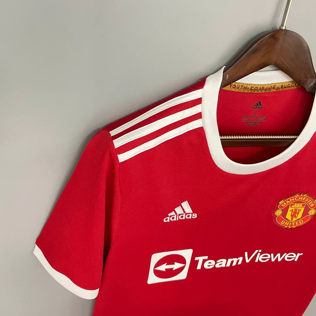 Manchester United Retro Home 2021/2022