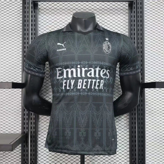 Quatrième maillot de l'AC Milan 2023/2024