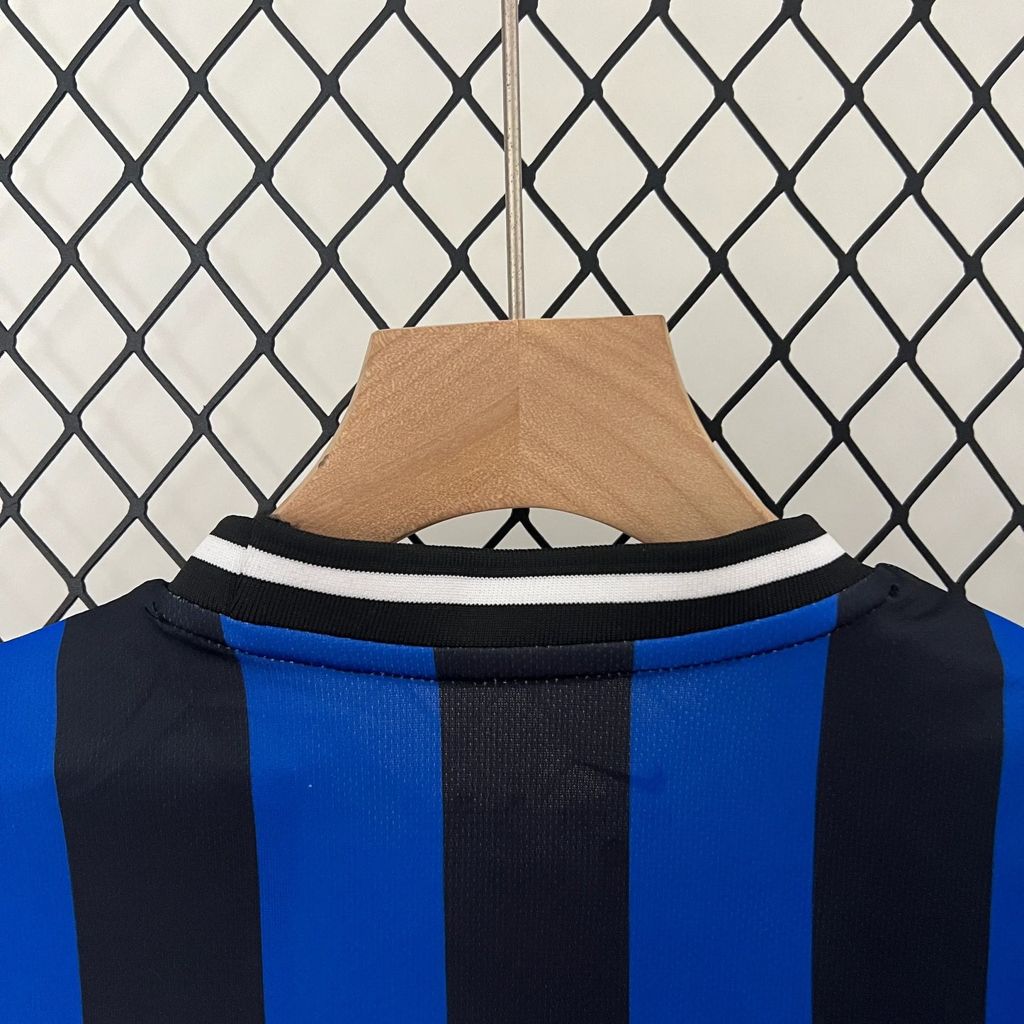 Maillot Domicile Rétro Inter Milan 2009/2010 Taille Enfant
