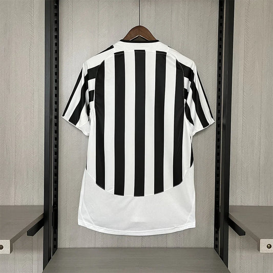 Maglia Home della Juventus Retro 2003-2004