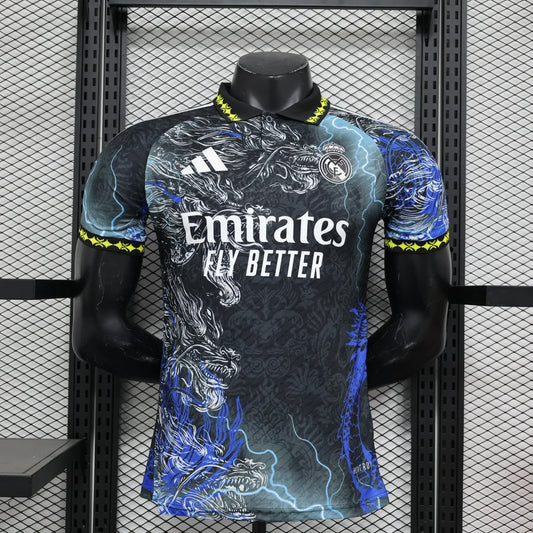 Maillot Édition Limitée "Dragon Foudroyant" du Real Madrid
