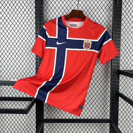 Version fan du maillot domicile de la Norvège pour la Coupe du Monde 2026