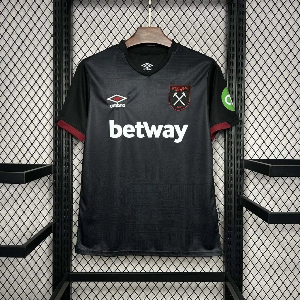 Divisa da trasferta del West Ham United 2024-2025