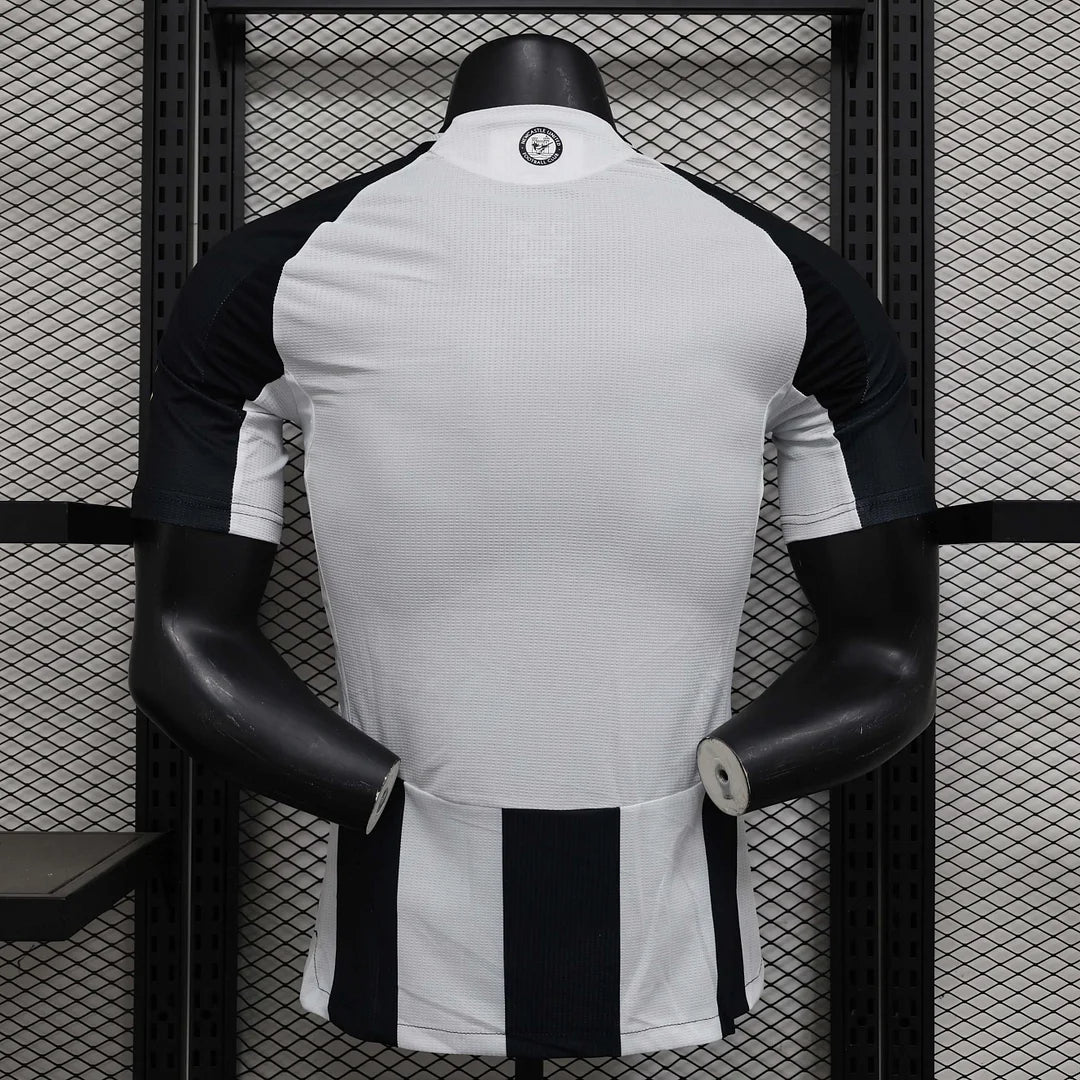 2024/2025 Newcastle United Home Kit