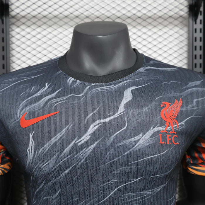Maillot Liverpool "La Renaissance de l'Enfer" Édition Limitée