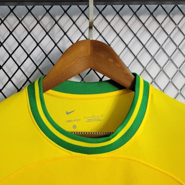 Maillot en édition limitée du Brésil « Ouro Verde »