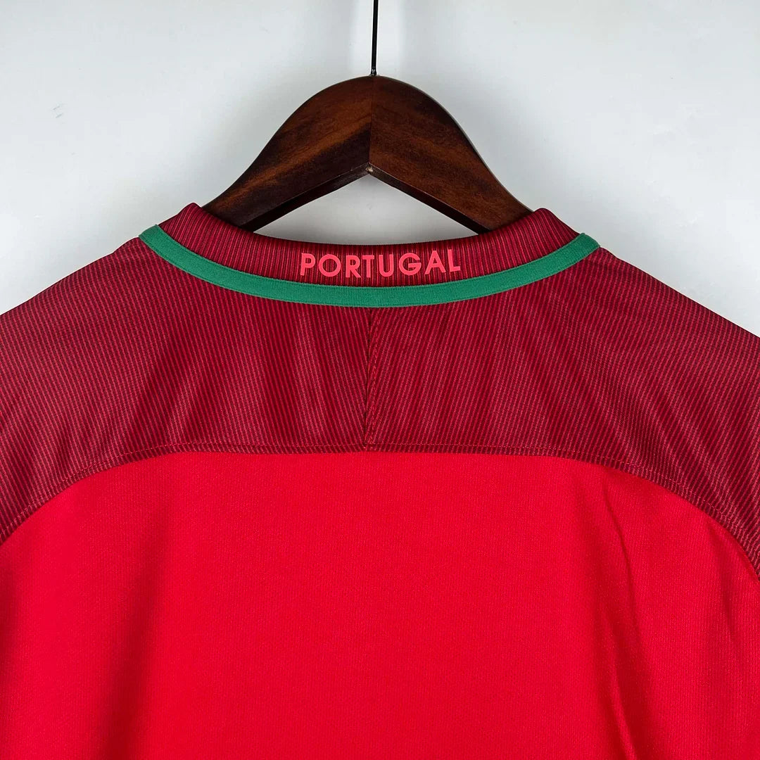 Maillot domicile rétro Portugal 2016 manches longues