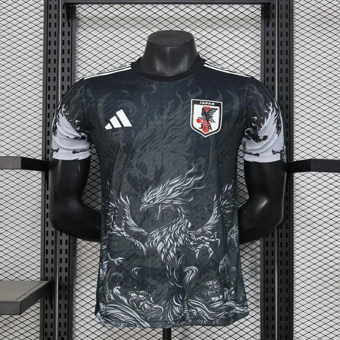 Maglia in edizione limitata "Ascesa Eterna" del Giappone