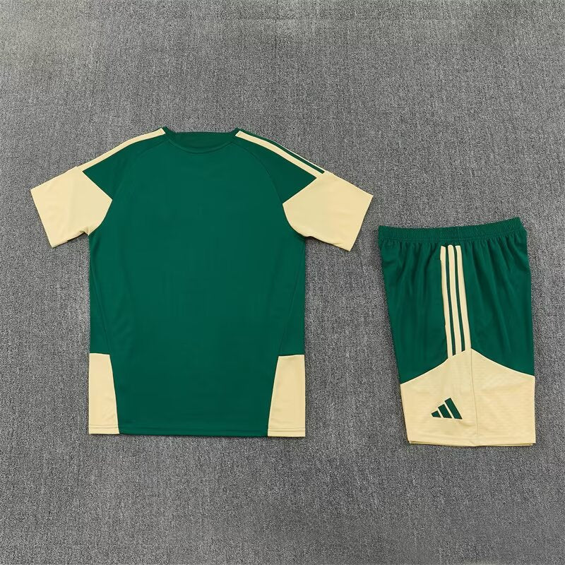 Ensemble vert et or Real Madrid 2026/2027