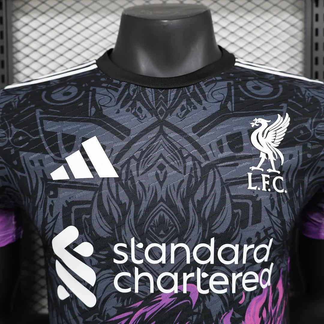 Maillot Liverpool édition limitée "Midnight Soar"