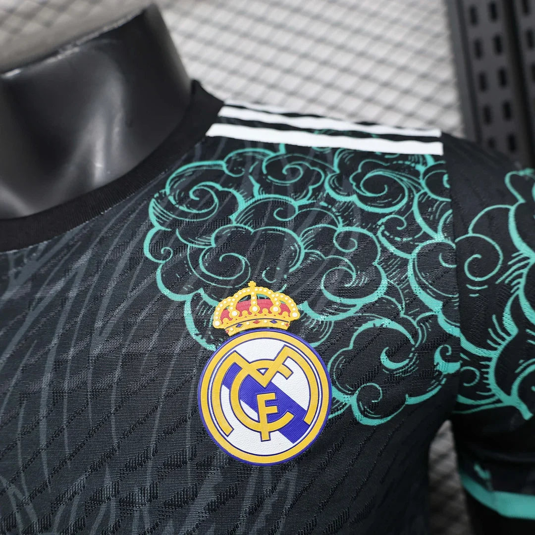 Maillot Real Madrid "Serpent de mer" – Édition limitée