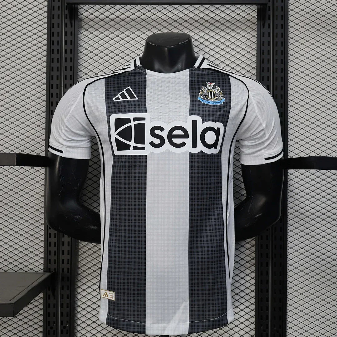 2025/2026 Newcastle United Home Kit