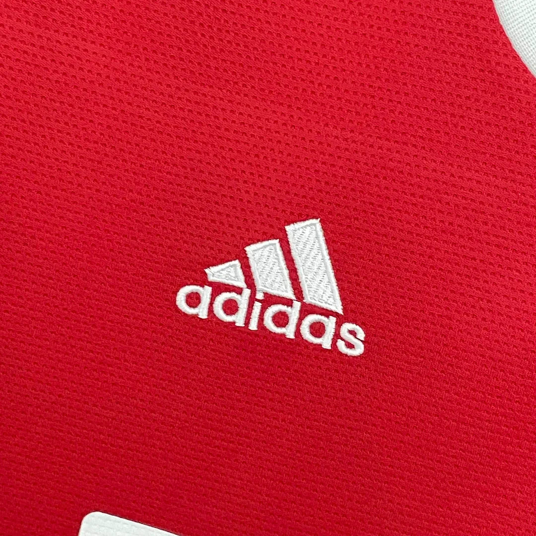 Manchester United Retro Home 2021/2022
