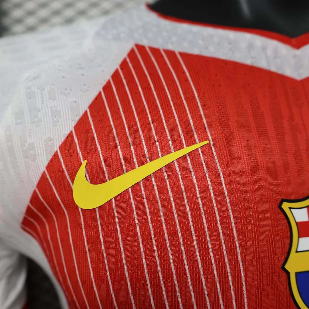 Maillot Édition Limitée "Flamme Catalane" du FC Barcelone