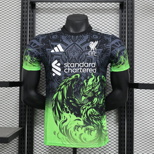 Maillot en édition limitée Liverpool "Night Predator"