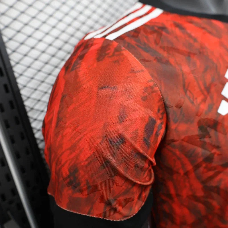 Maillot Limité "Inferno Pulse" Manchester United