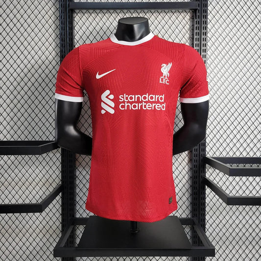 Kit domicile de Liverpool 2023/2024