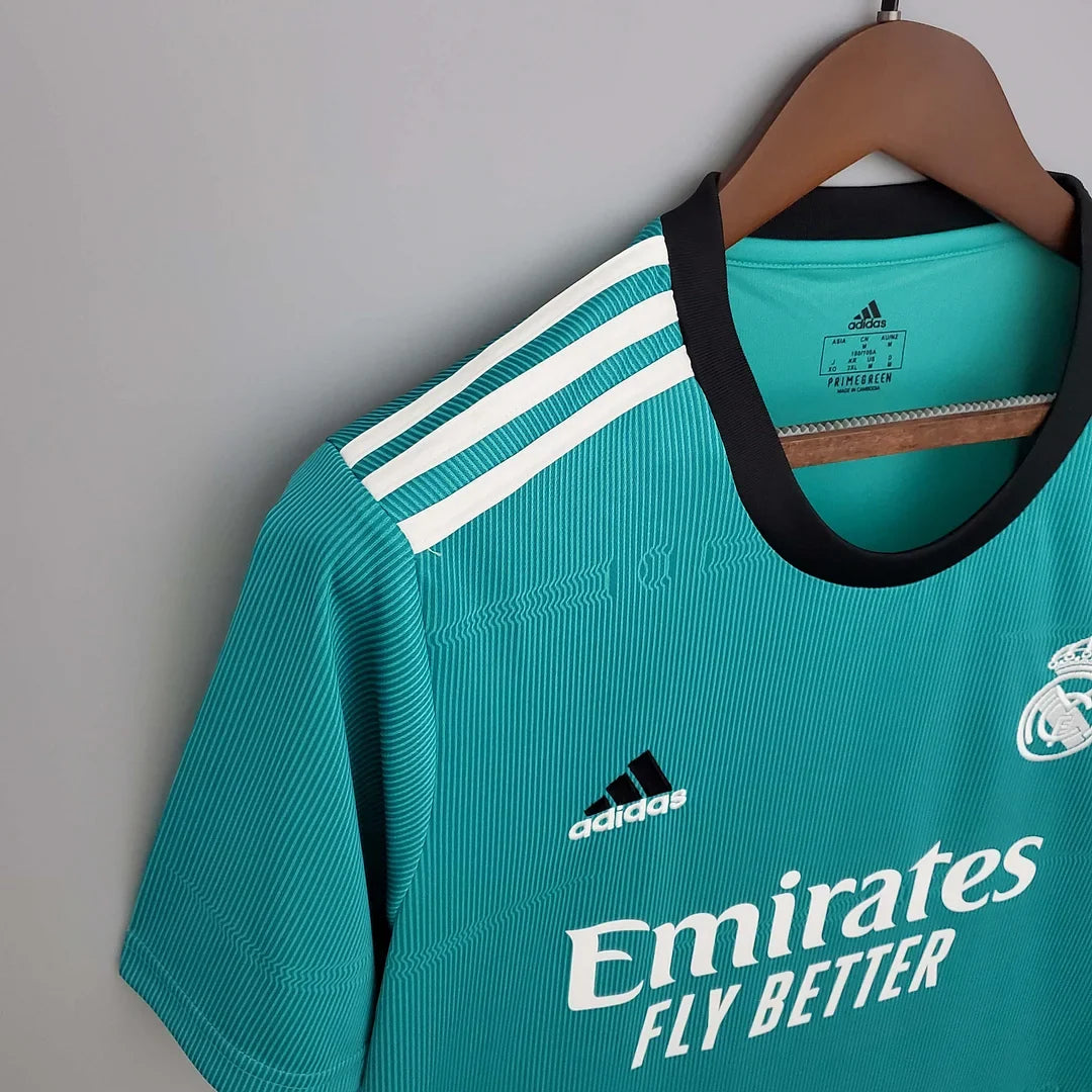 Maillot Extérieur Rétro du Real Madrid 2021/2022