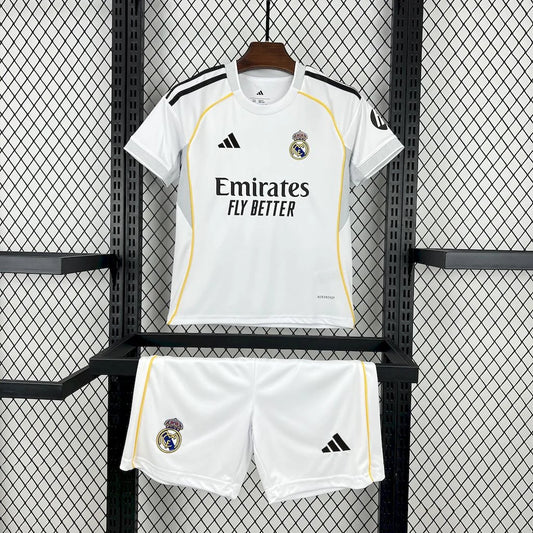 Divisa da casa Real Madrid 2025/2026 taglia bambino