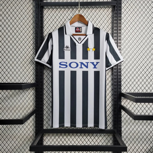 1996-1997 Retro Juventus Home Jersey