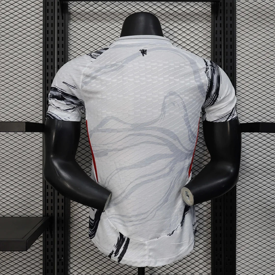 Maillot limité "Iron Crest" Manchester United