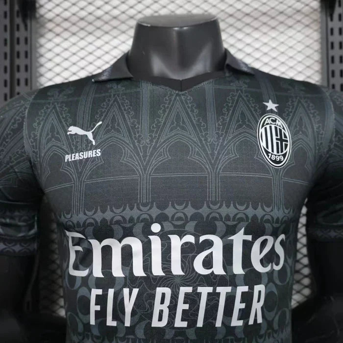 Quatrième maillot de l'AC Milan 2023/2024